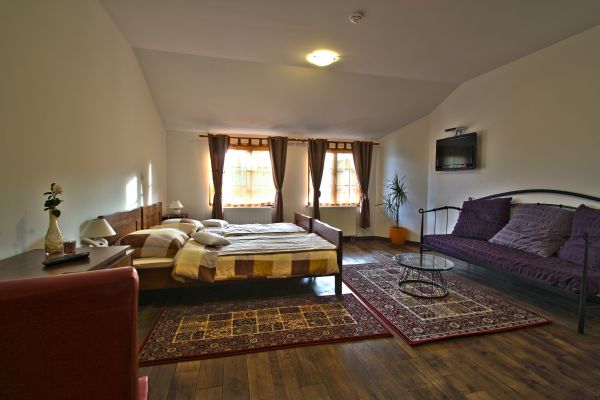Hotel Lug (Bilje)